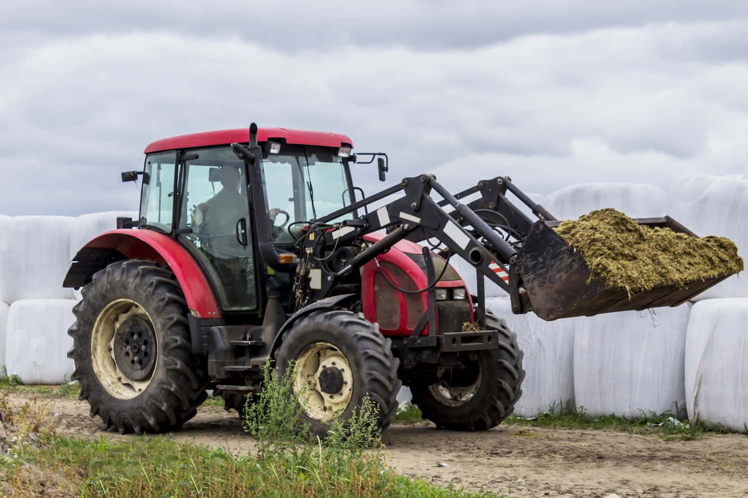 Red tractor